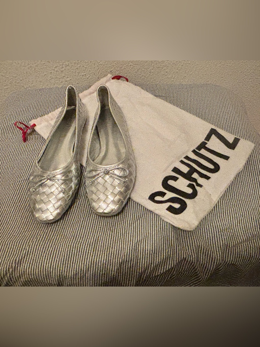 Schutz Arissa Woven Flats - Silver - Size 7 - New & Never Worn